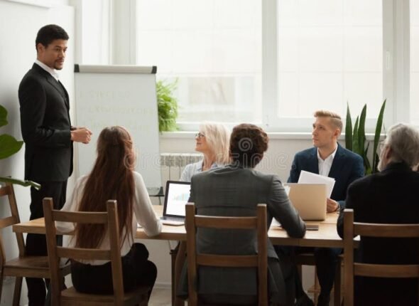 Leadership Communication for Business Professionals